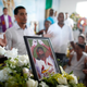 Illustration for article titled Striking Images From Oscar Taverass Funeral In The Dominican Republic